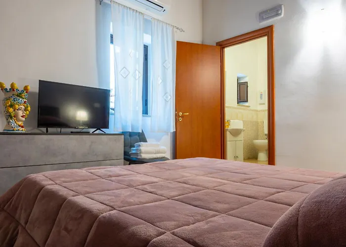 Bed & Breakfast Le Teste Di Moro Al Duomo 3*