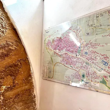 Alojamento de Acomodação e Pequeno-almoço Le Teste Di Moro Al Duomo 3*