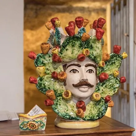 ベッド・アンド・ブレックファスト Le Teste Di Moro Al Duomo アグリジェント