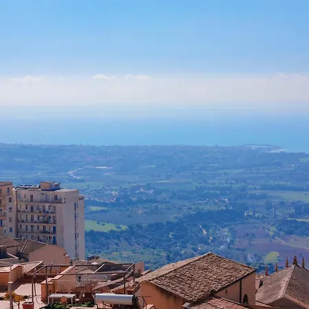 ベッド・アンド・ブレックファスト Le Teste Di Moro Al Duomo アグリジェント